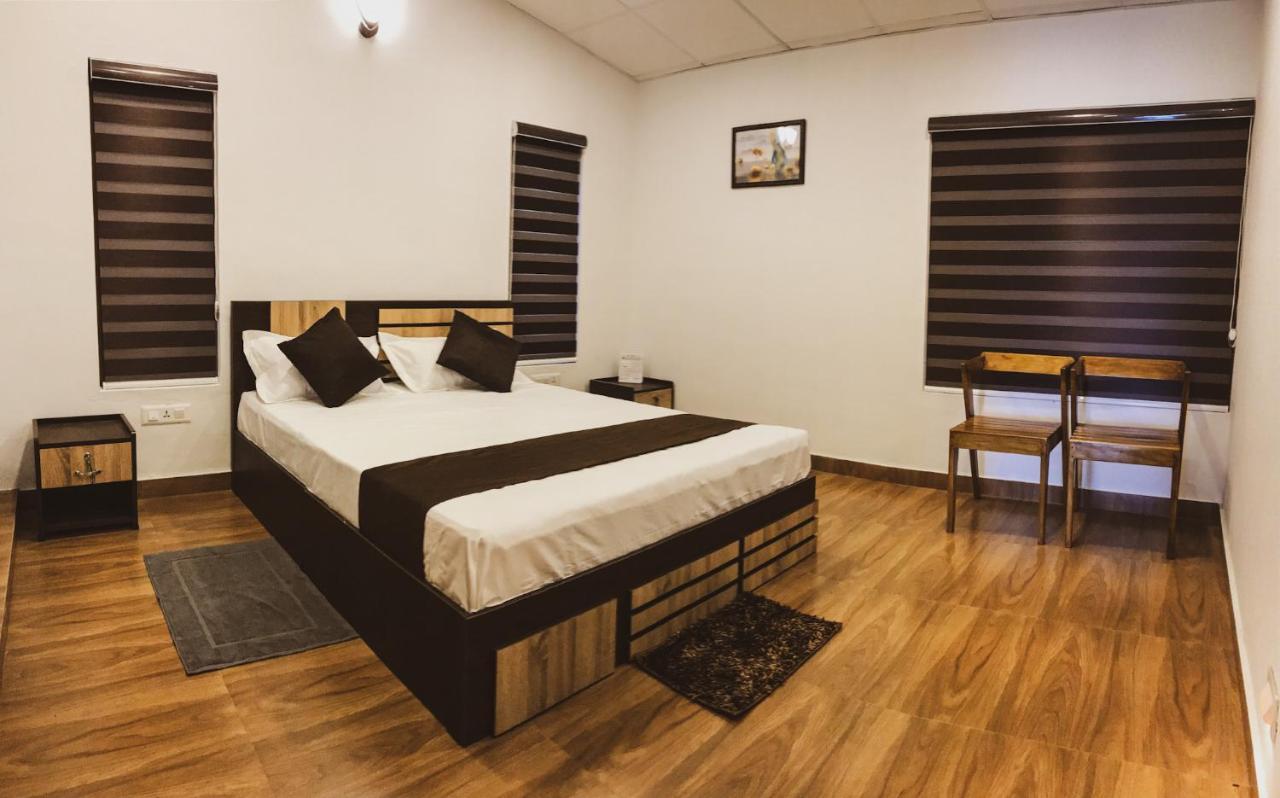 Partho Home Stay Padinjarathara Kültér fotó